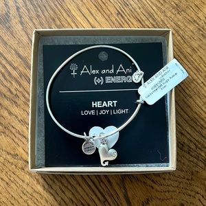 Alex and Ani heart bracelet NWT